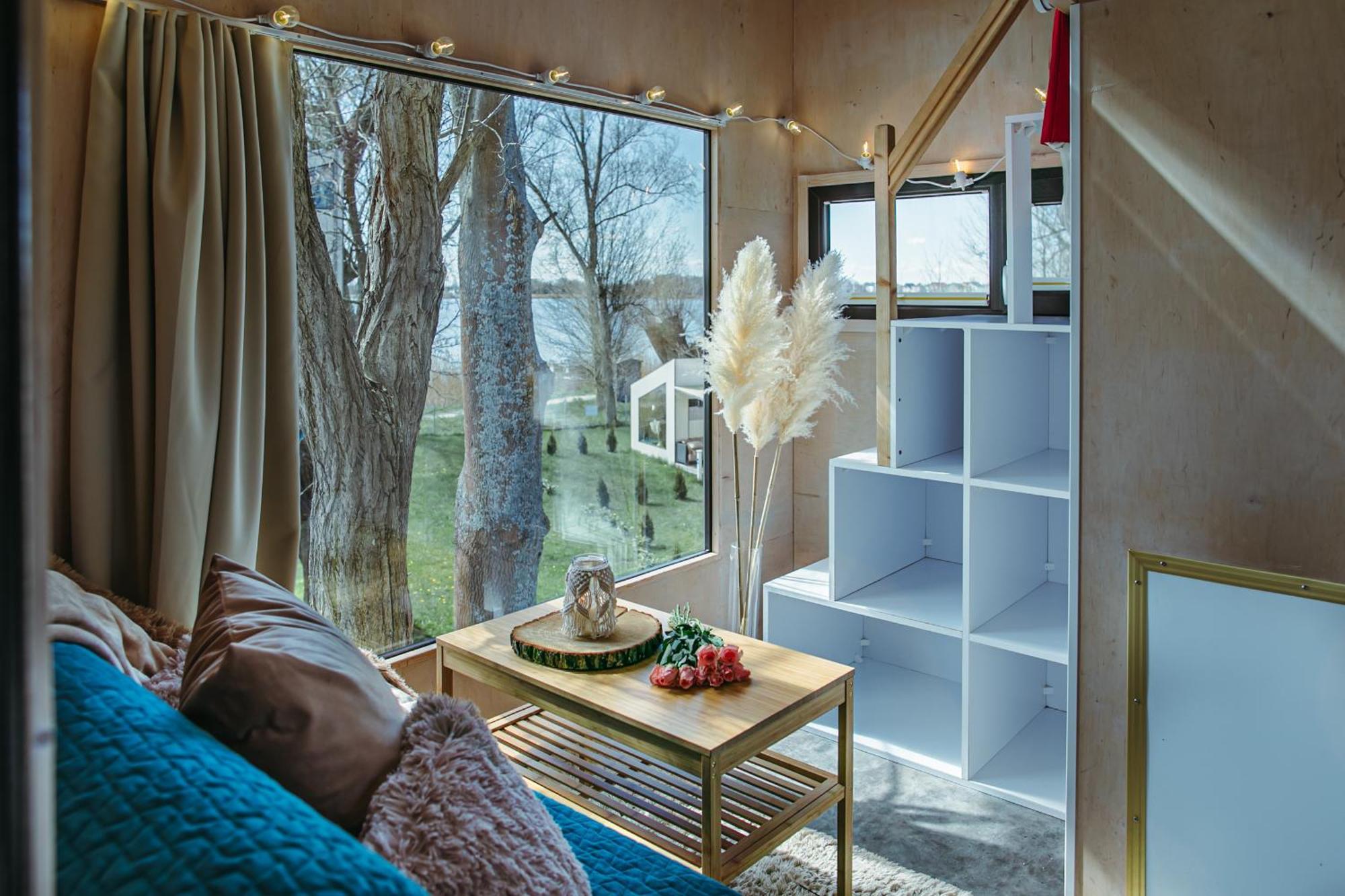 Herbals - Tree&Lake Houses With Bath, Sauna, Bikes, Motorboat Mielno  Værelse billede
