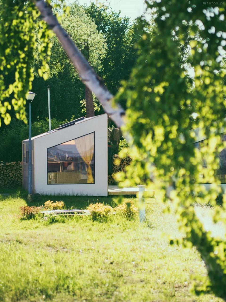 Herbals - Tree&Lake Houses With Bath, Sauna, Bikes, Motorboat Mielno  Eksteriør billede